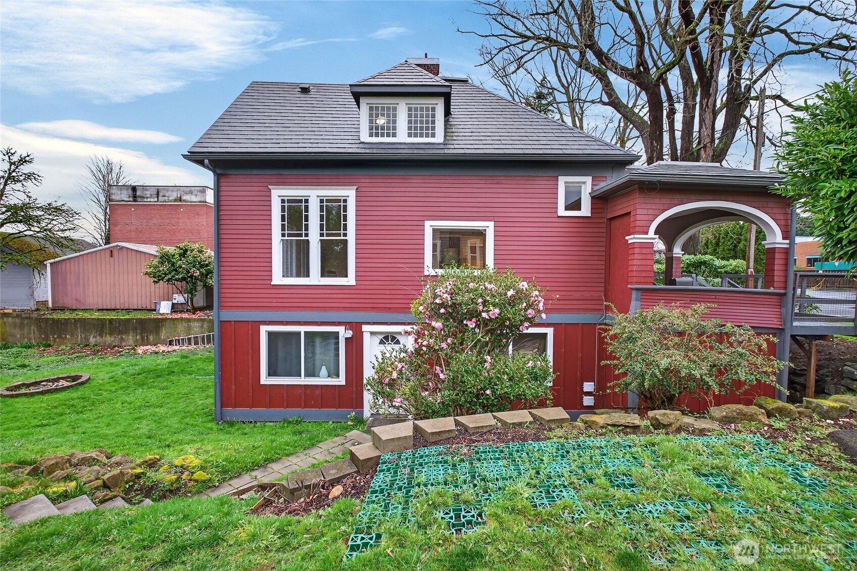 1800 J Street Bellingham WA 98225