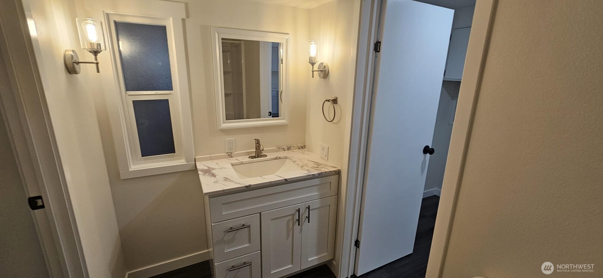 4111 164th Street SW Lynnwood WA 98097