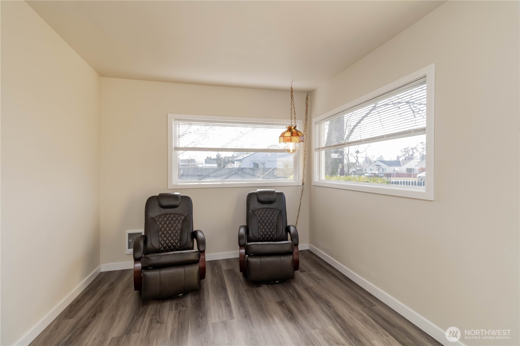 6645 S Oakes Street Tacoma WA 98409