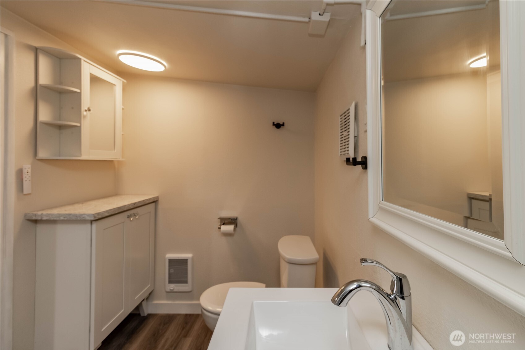 6645 S Oakes Street Tacoma WA 98409