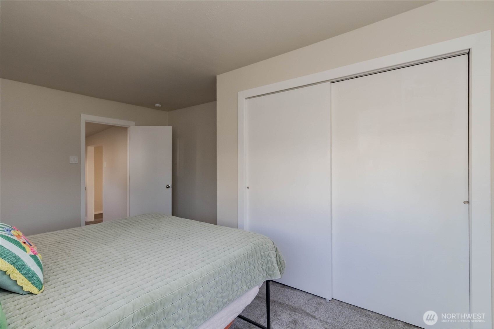 6645 S Oakes Street Tacoma WA 98409