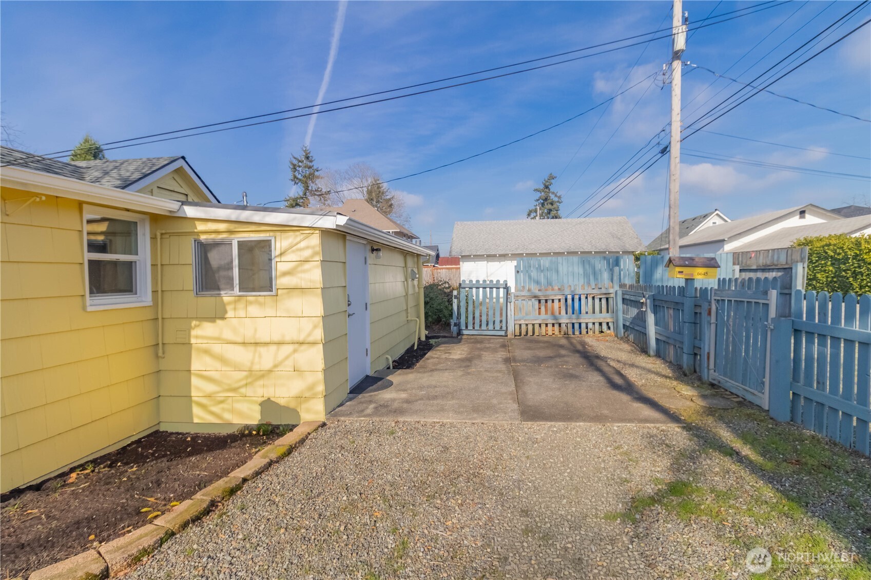 6645 S Oakes Street Tacoma WA 98409