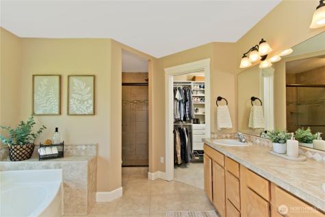 26910 SE 216th Street Maple Valley WA 98038
