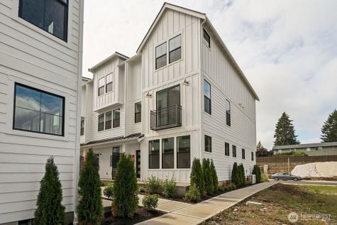 12095 127th Avenue Court E Puyallup WA 98374