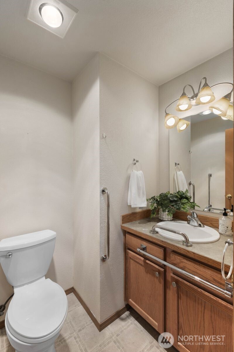 1790 SE Crescent Drive Shelton WA 98584