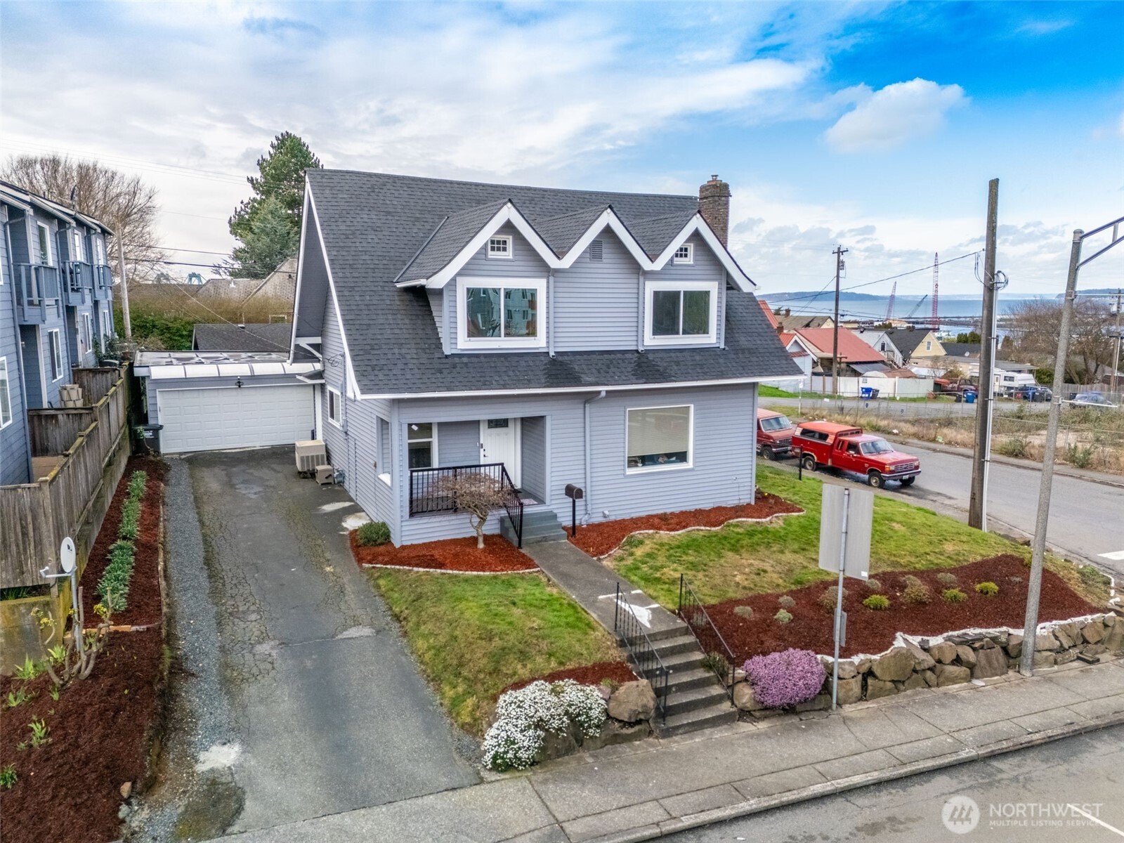 3004 W Marine View Drive Everett WA 98201