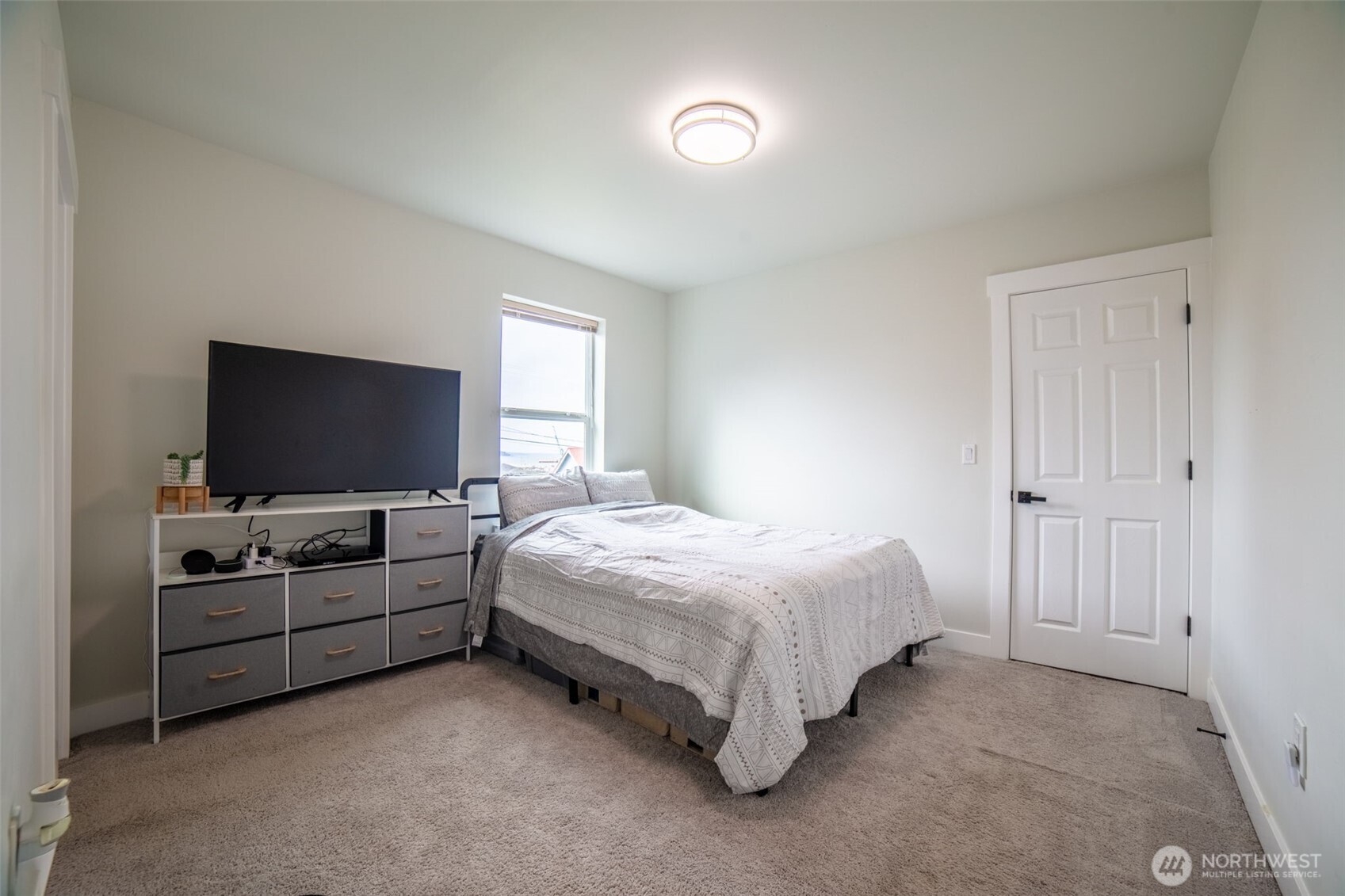 3004 W Marine View Drive Everett WA 98201