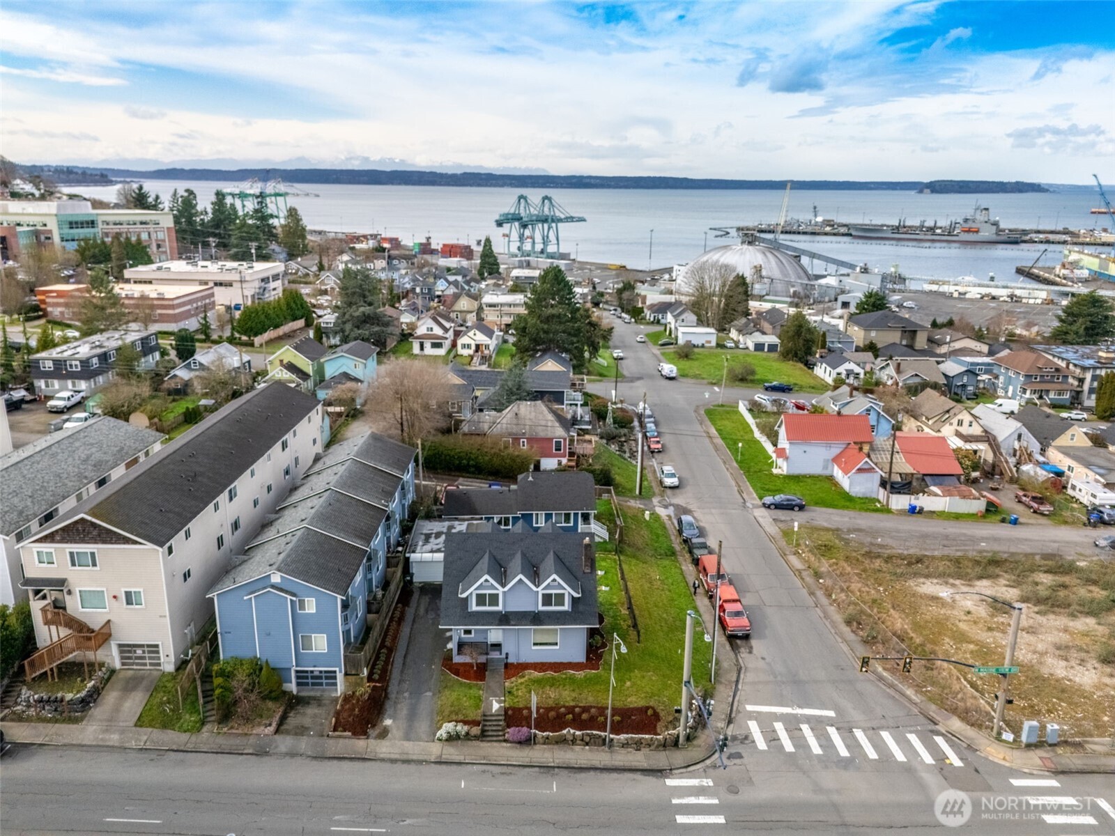 3004 W Marine View Drive Everett WA 98201