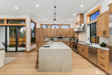 1207 145th Avenue SE Bellevue WA 98007