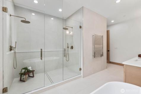 1207 145th Avenue SE Bellevue WA 98007