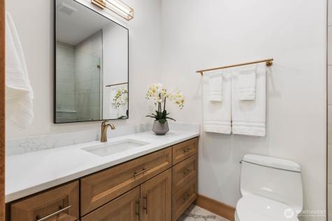 1207 145th Avenue SE Bellevue WA 98007