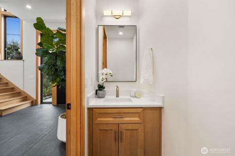 1207 145th Avenue SE Bellevue WA 98007