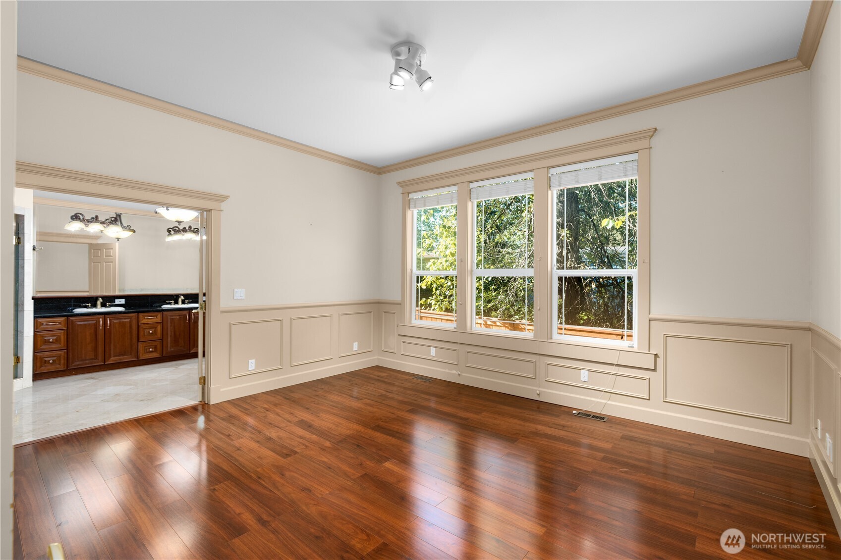 4131 153rd Ave Se, W Bellevue WA 98006