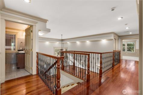 4131 153rd Ave Se, W Bellevue WA 98006