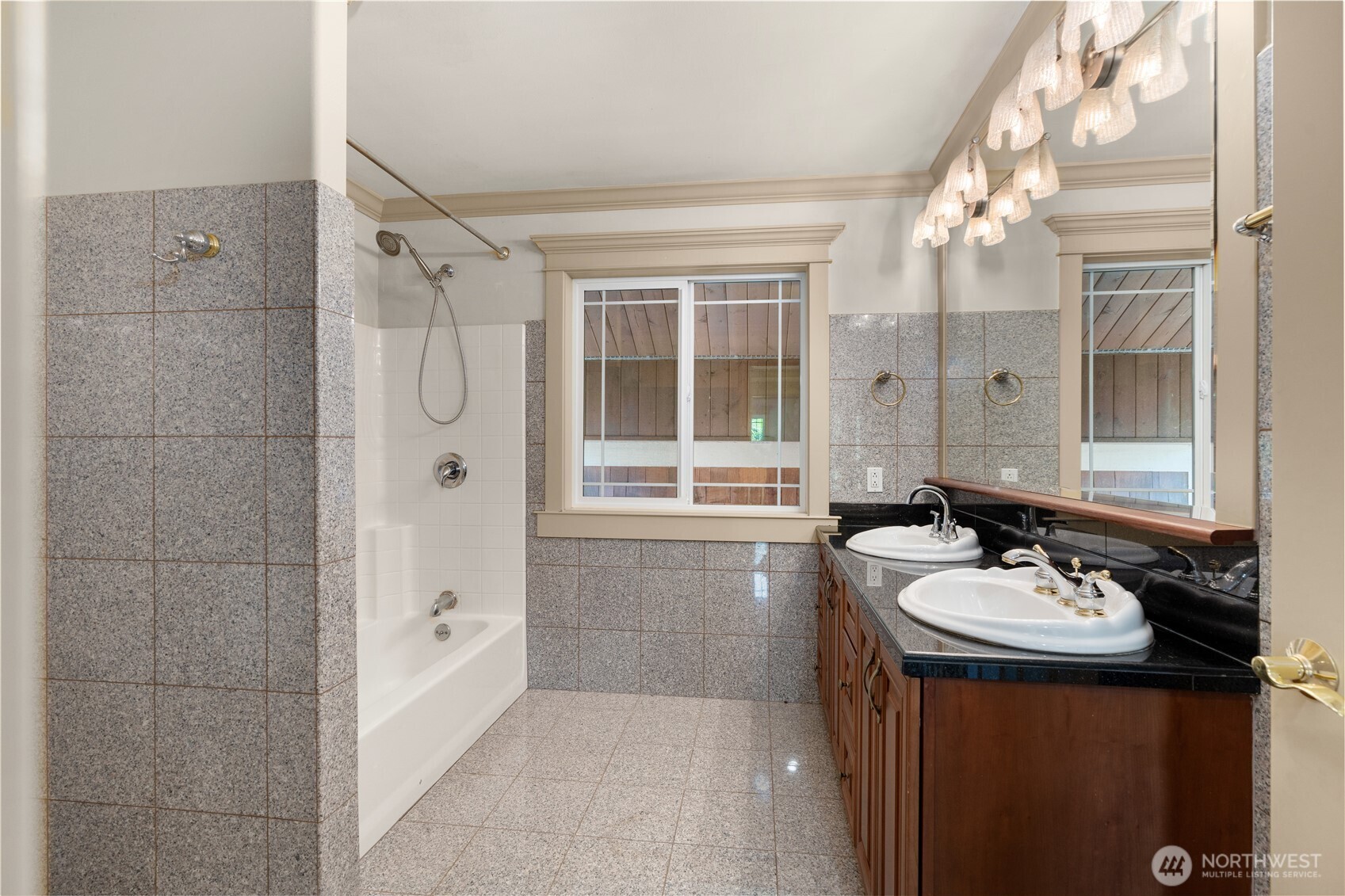 4131 153rd Ave Se, W Bellevue WA 98006