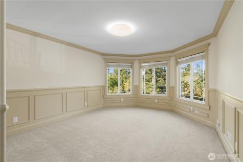 4131 153rd Ave Se, W Bellevue WA 98006