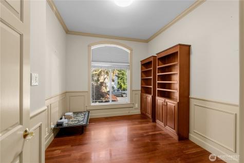 4131 153rd Ave Se, W Bellevue WA 98006