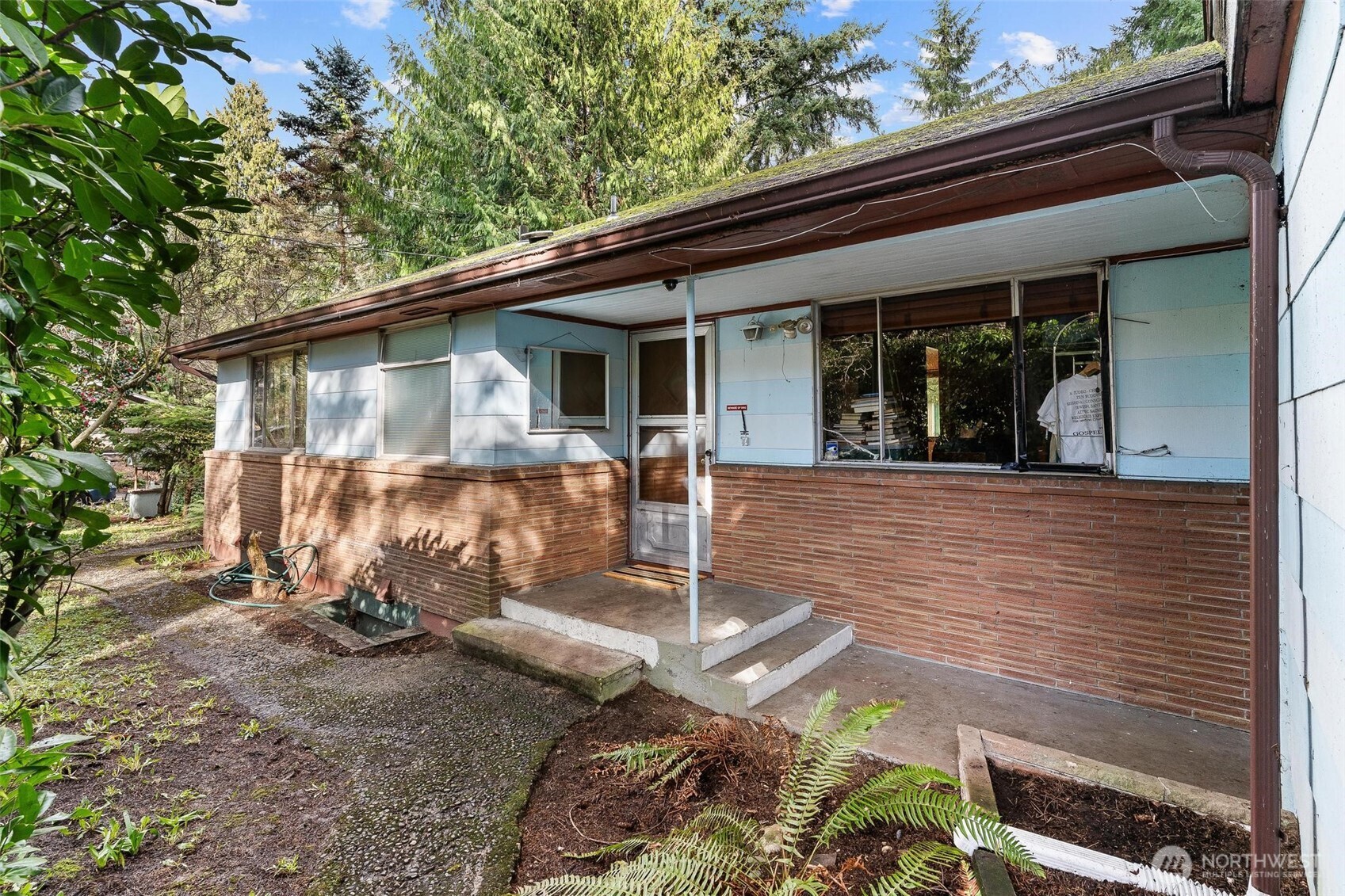 13758 Palatine Avenue N Seattle WA 98133