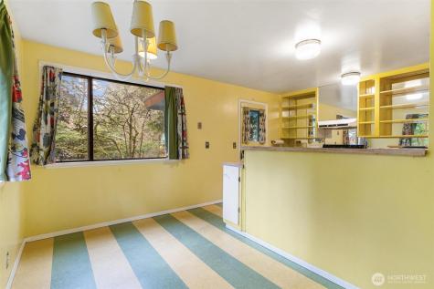 13758 Palatine Avenue N Seattle WA 98133