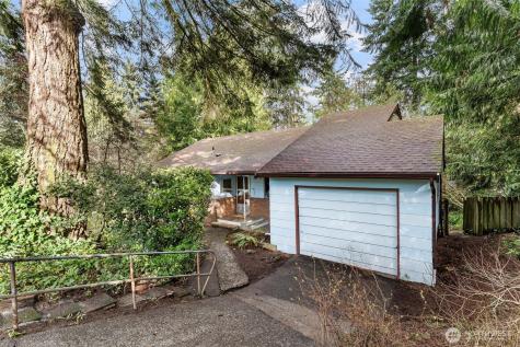 13758 Palatine Avenue N Seattle WA 98133