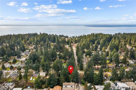13758 Palatine Avenue N Seattle WA 98133
