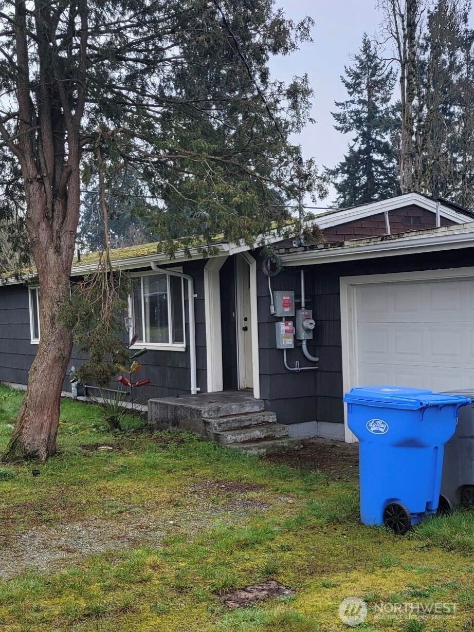 1402 Violet Meadow Street S Tacoma WA 98444