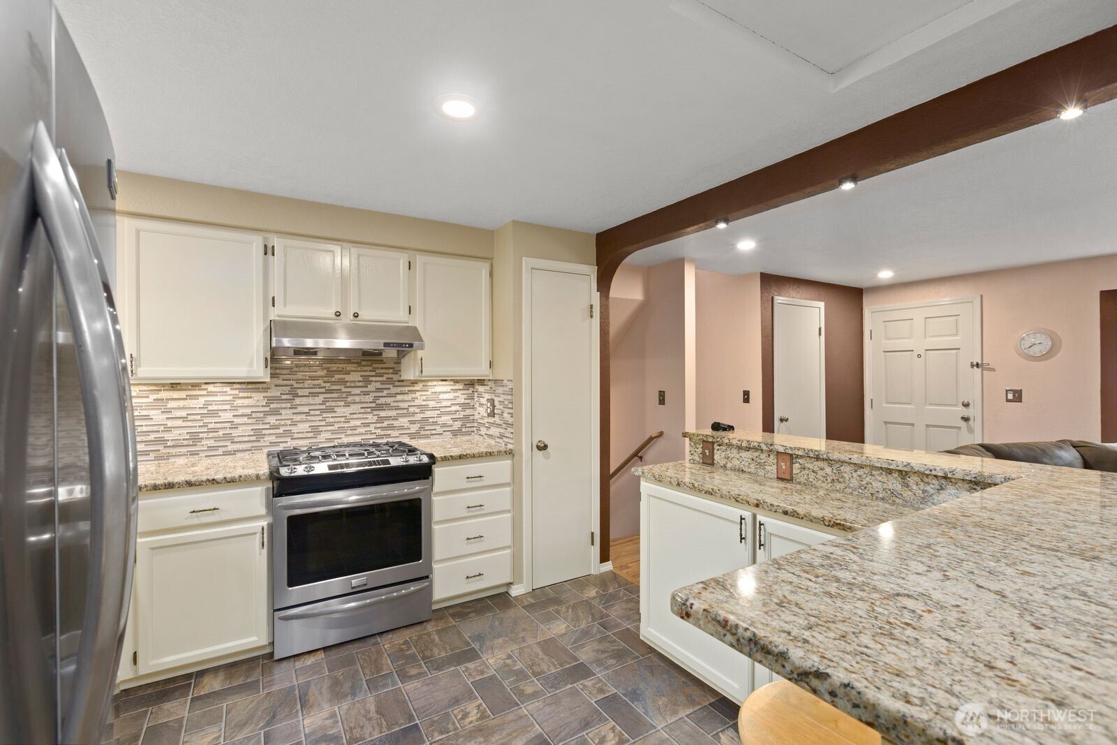 904 214th Place SW Lynnwood WA 98036