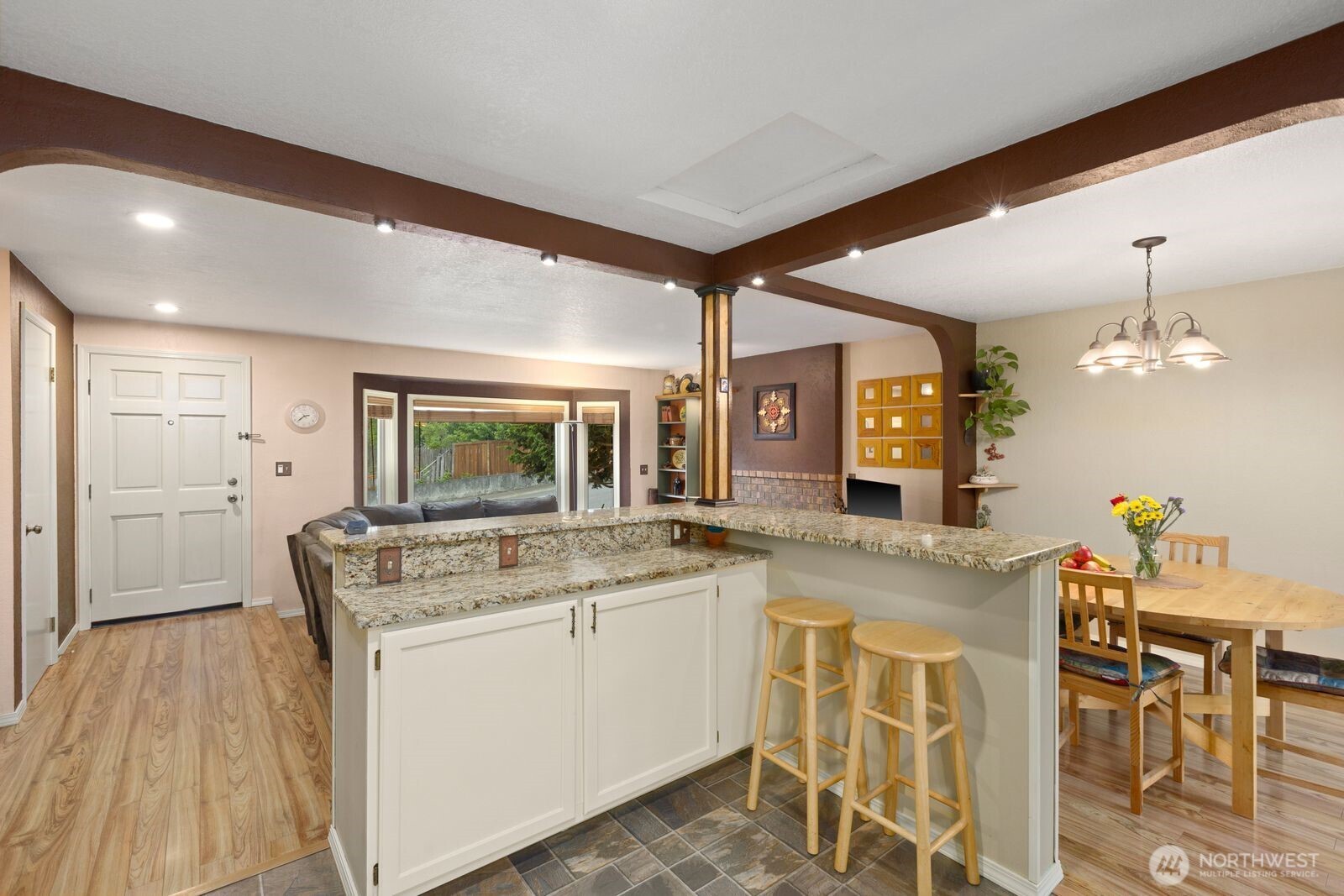 904 214th Place SW Lynnwood WA 98036