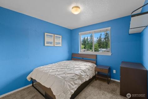 904 214th Place SW Lynnwood WA 98036