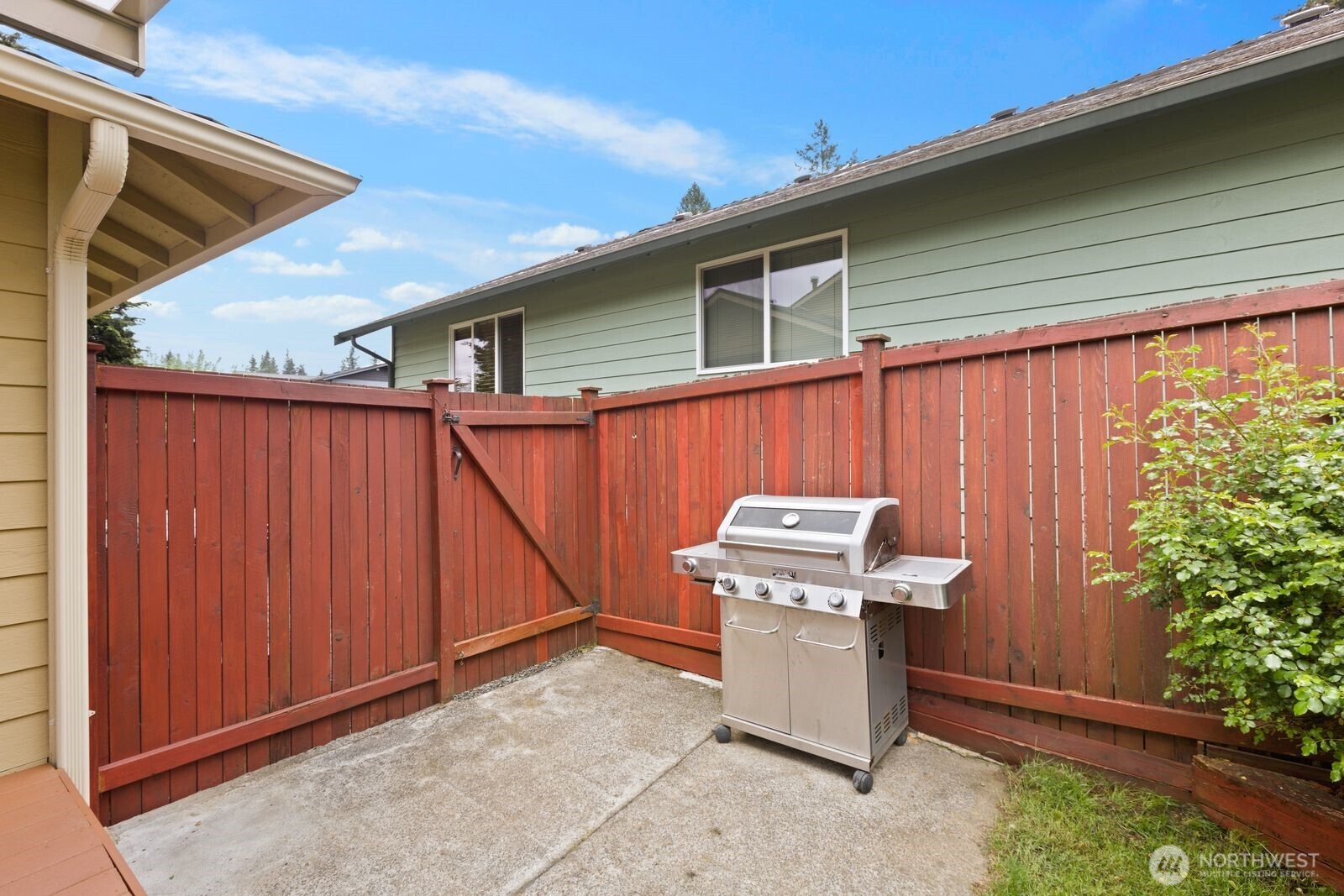 904 214th Place SW Lynnwood WA 98036