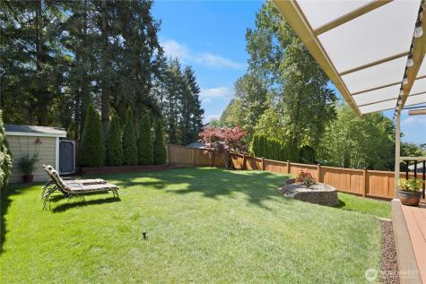 904 214th Place SW Lynnwood WA 98036