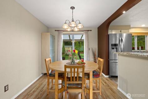 904 214th Place SW Lynnwood WA 98036