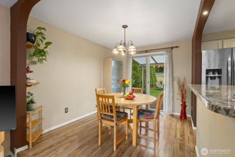 904 214th Place SW Lynnwood WA 98036