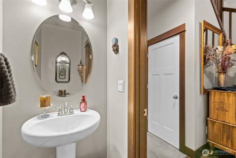 3113 NW Delcon Court East Wenatchee WA 98802