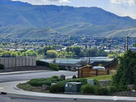 3113 NW Delcon Court East Wenatchee WA 98802