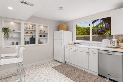 10417 17th Avenue SW Seattle WA 98146