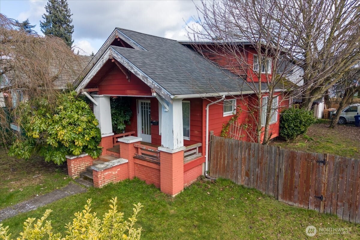 5221 S Park Avenue Tacoma WA 98408