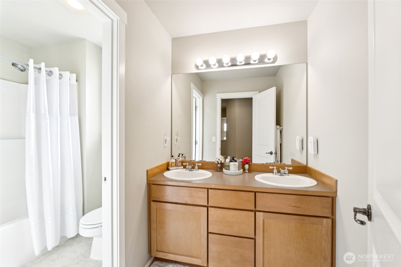 20916 13th Avenue W Lynnwood WA 98036