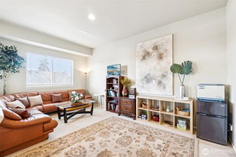 20916 13th Avenue W Lynnwood WA 98036