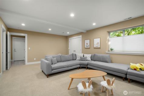 11222 116th Place NE Kirkland WA 98033
