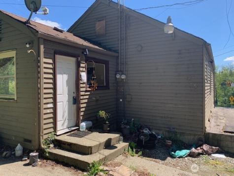 13076 Renton Avenue S Renton WA 98178
