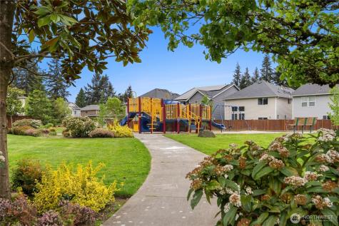1302 125th Street SE Everett WA 98208