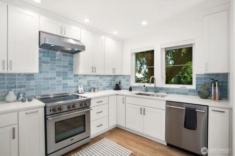 10421 41st Avenue SW Seattle WA 98146