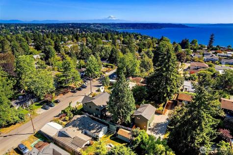 10421 41st Avenue SW Seattle WA 98146