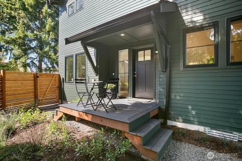 10421 41st Avenue SW Seattle WA 98146