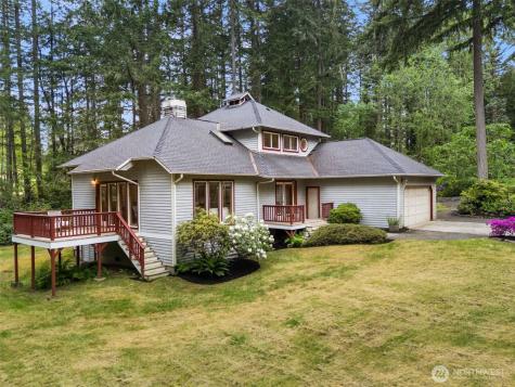 7983 NE Walden Lane Bainbridge Island WA 98110