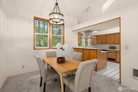 7983 NE Walden Lane Bainbridge Island WA 98110