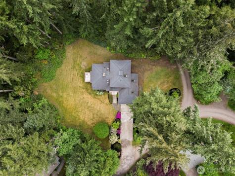 7983 NE Walden Lane Bainbridge Island WA 98110