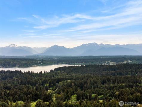 7983 NE Walden Lane Bainbridge Island WA 98110