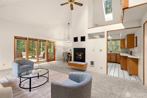 7983 NE Walden Lane Bainbridge Island WA 98110